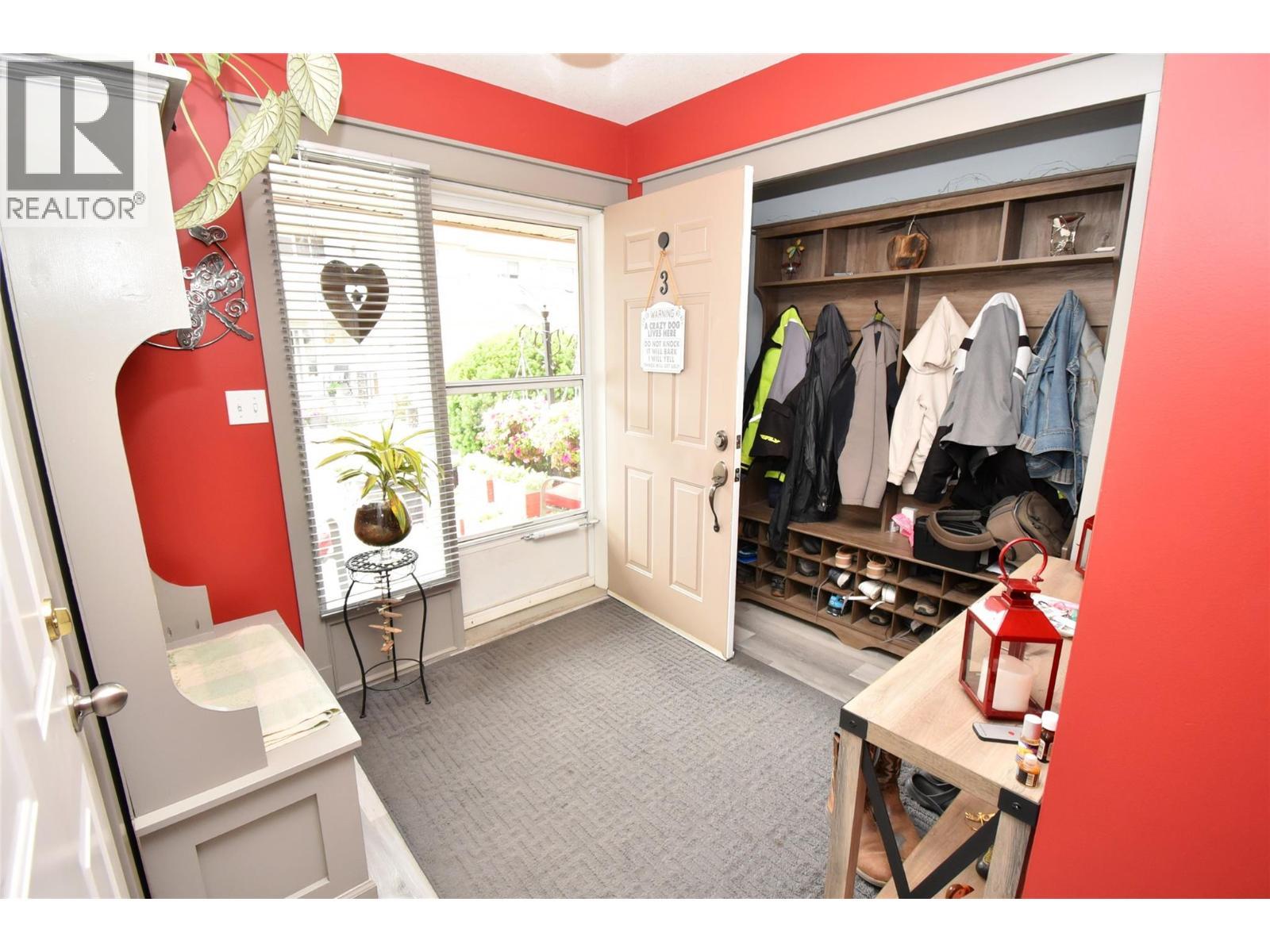 Foyer - 4404 20 Street Unit# 3, Vernon, BC - Indoor Photo Showing Other Room