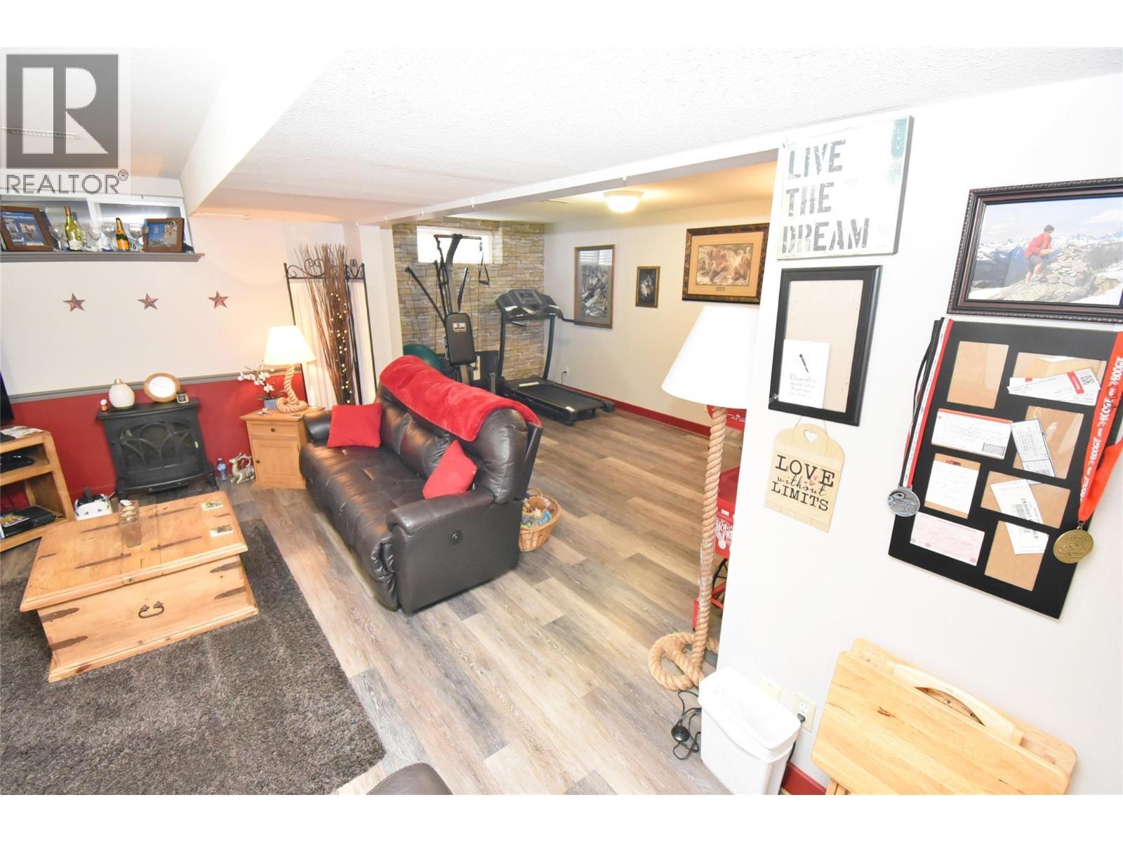 Family/Recreation room - 4404 20 Street Unit# 3, Vernon, BC - Indoor Photo Showing Gym Room