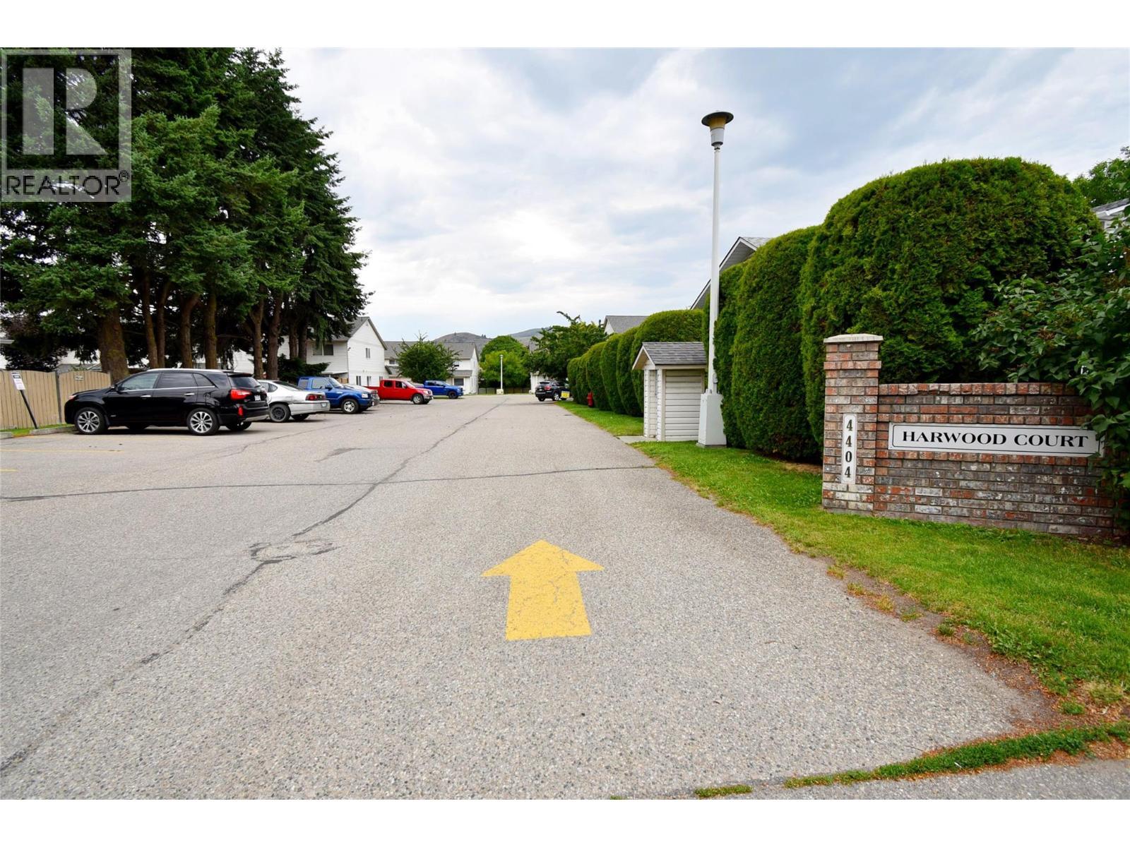 Entrance from 20th Street - 4404 20 Street Unit# 3, Vernon, BC - Outdoor