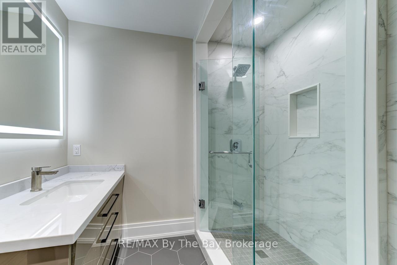 209854 Highway 26, Blue Mountains, ON - Indoor Photo Showing Bathroom