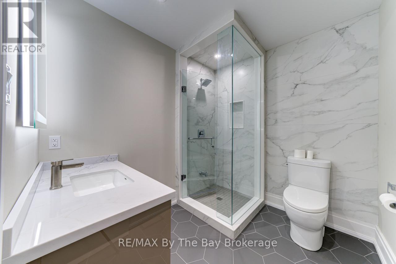 209854 Highway 26, Blue Mountains, ON - Indoor Photo Showing Bathroom