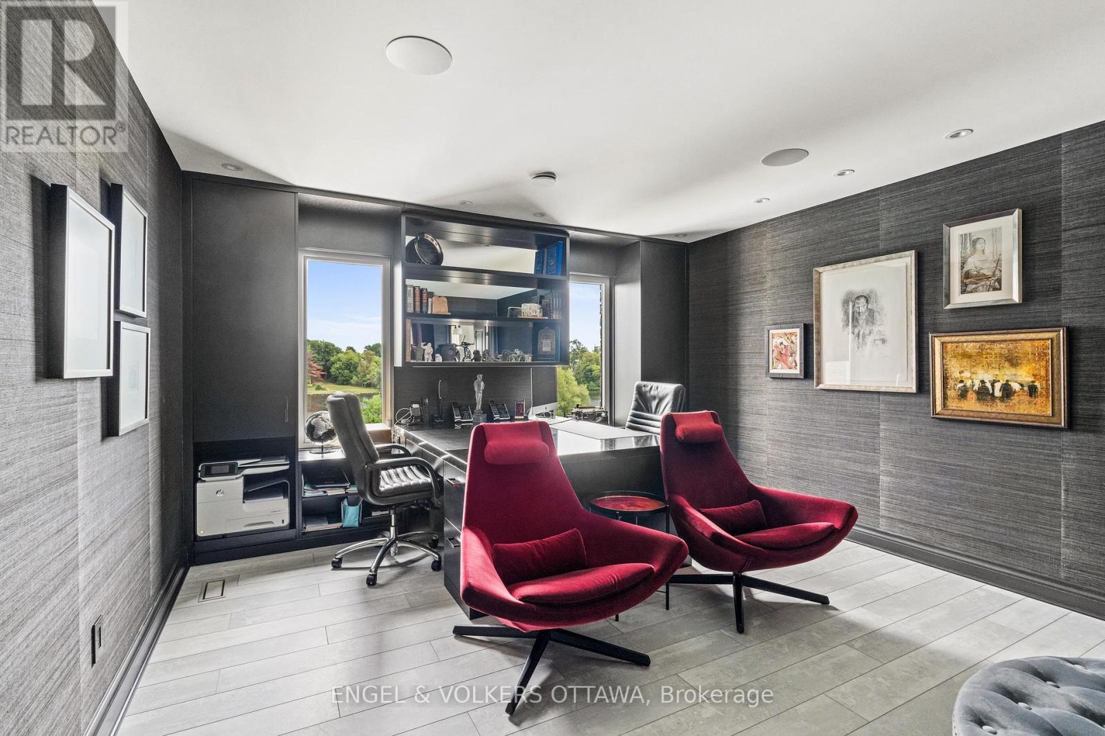 151 Winding Way, Ottawa, ON - Indoor Photo Showing Office