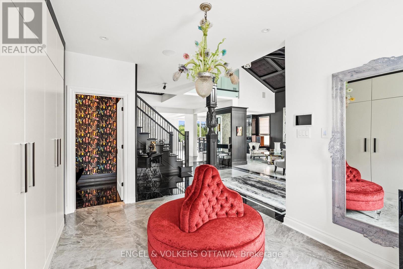 151 Winding Way, Ottawa, ON -