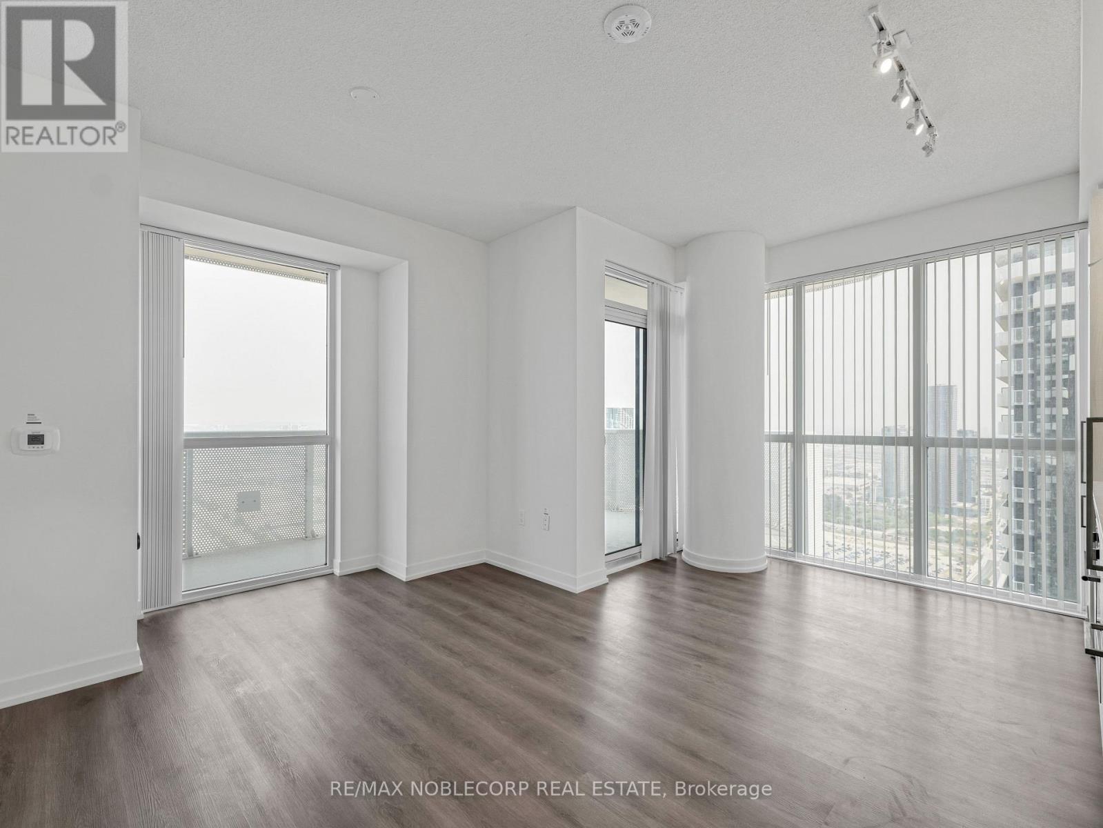 5012 - 225 Commerce Street, Vaughan, ON - Indoor Photo Showing Other Room