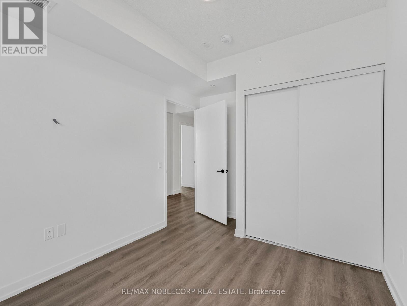 5012 - 225 Commerce Street, Vaughan, ON - Indoor Photo Showing Other Room