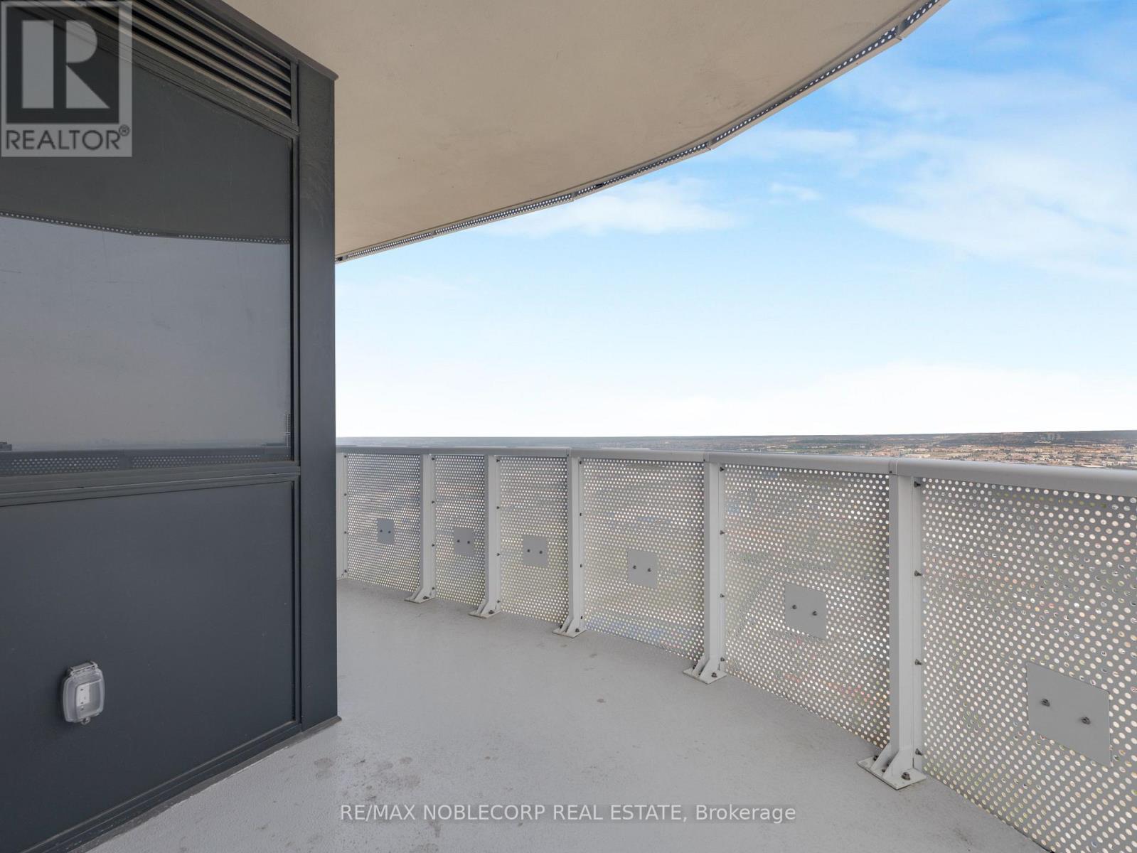 5012 - 225 Commerce Street, Vaughan, ON - Outdoor With Exterior