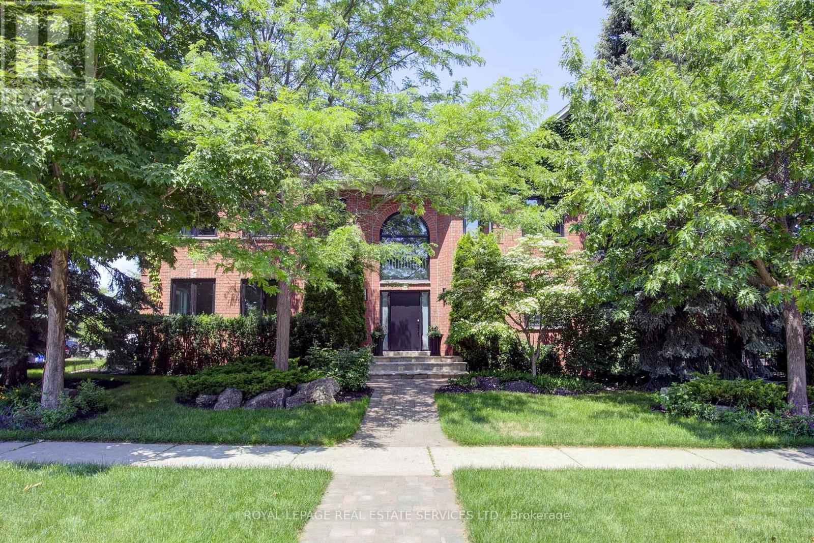 1079 Skyvalley Crescent, Oakville, ON - Outdoor