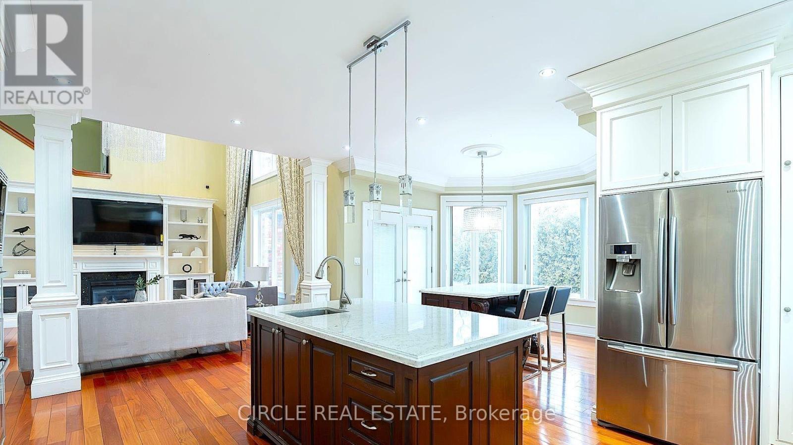 2489 Olinda Court, Mississauga, ON - Indoor Photo Showing Kitchen With Fireplace