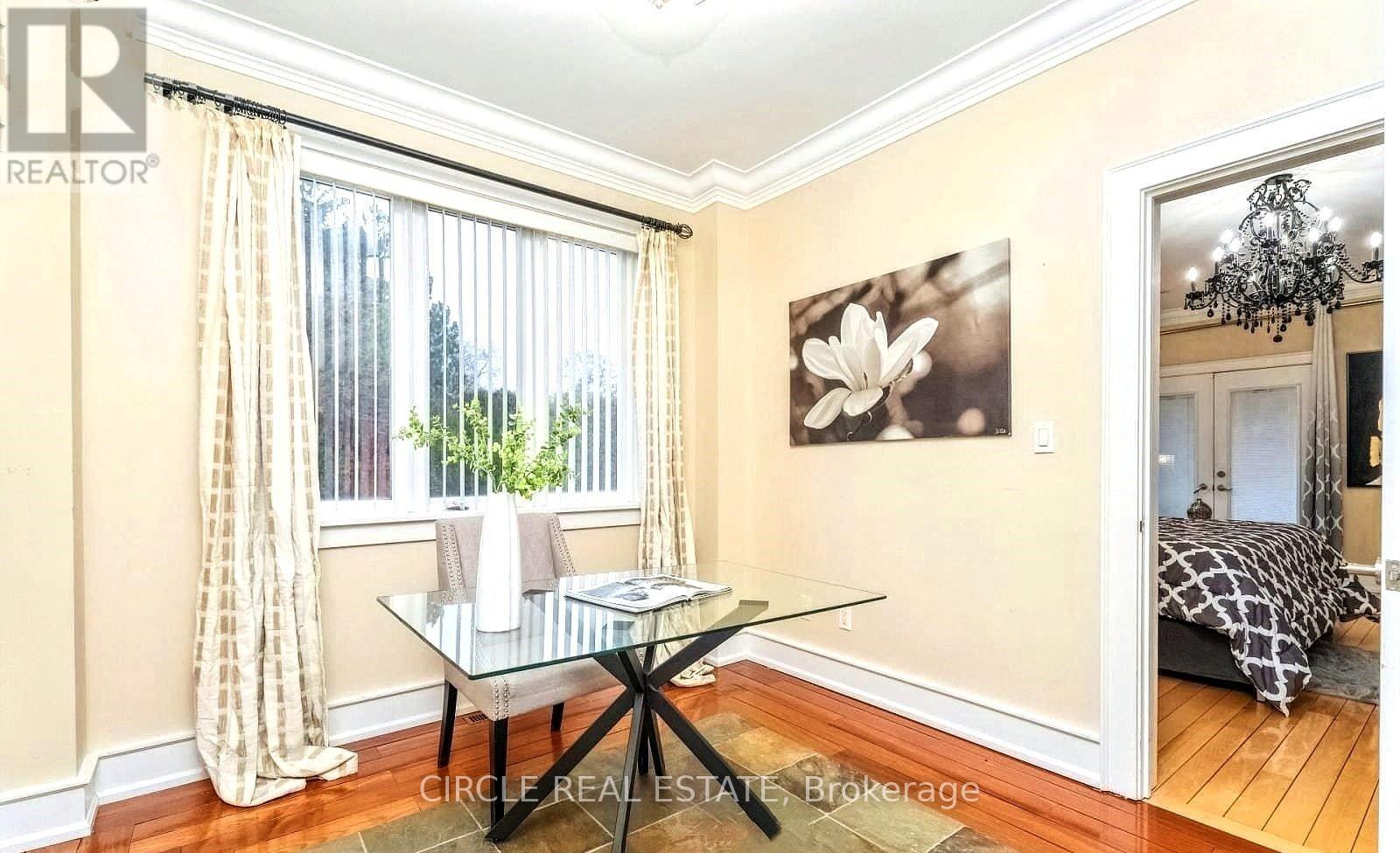 2489 Olinda Court, Mississauga, ON - Indoor