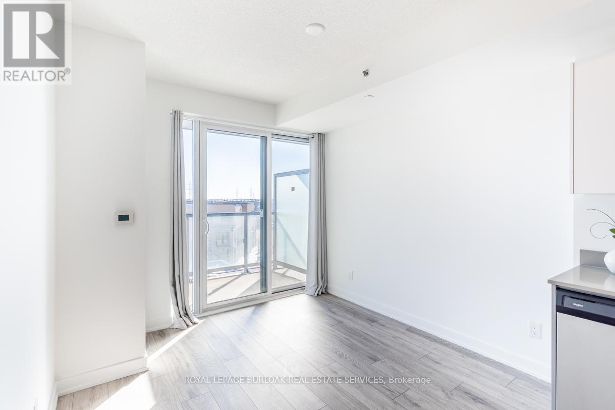 A401 - 3210 Dakota Common, Burlington, ON