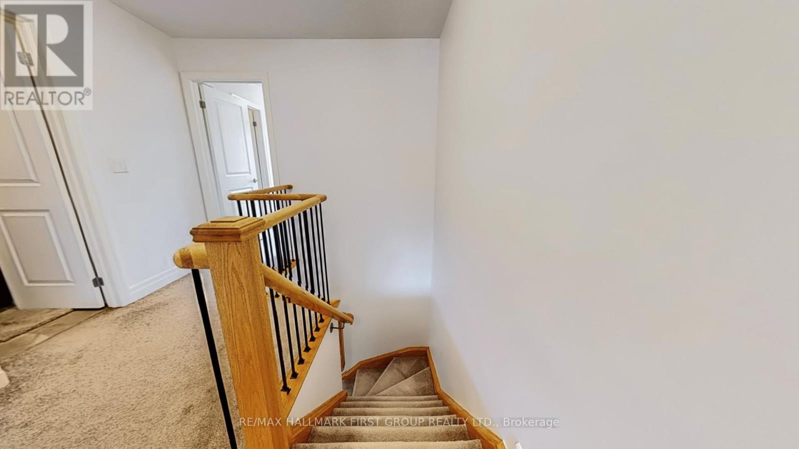 2 - 384 Arctic Red Drive, Oshawa, ON - Indoor Photo Showing Other Room