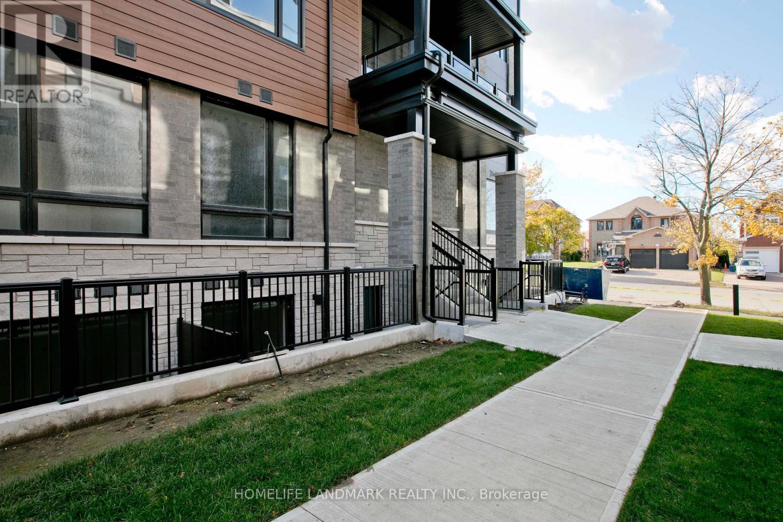 3 - 117 Marydale Street, Markham, ON - Outdoor With Balcony