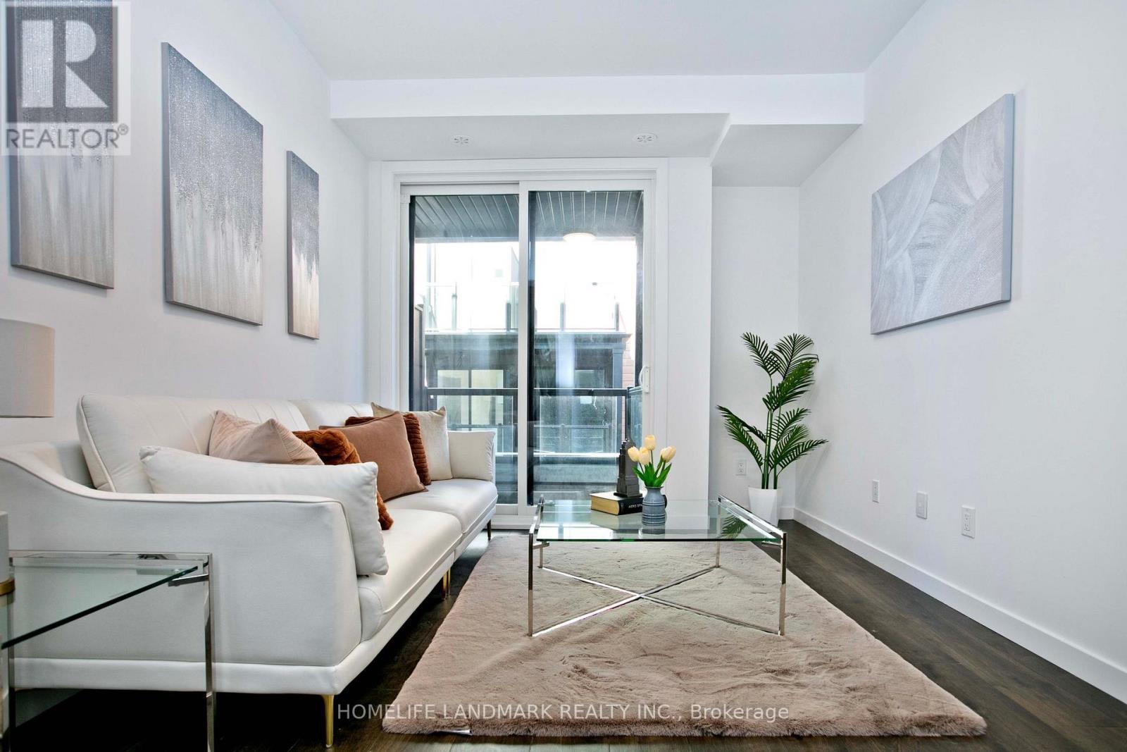 3 - 117 Marydale Street, Markham, ON - Indoor