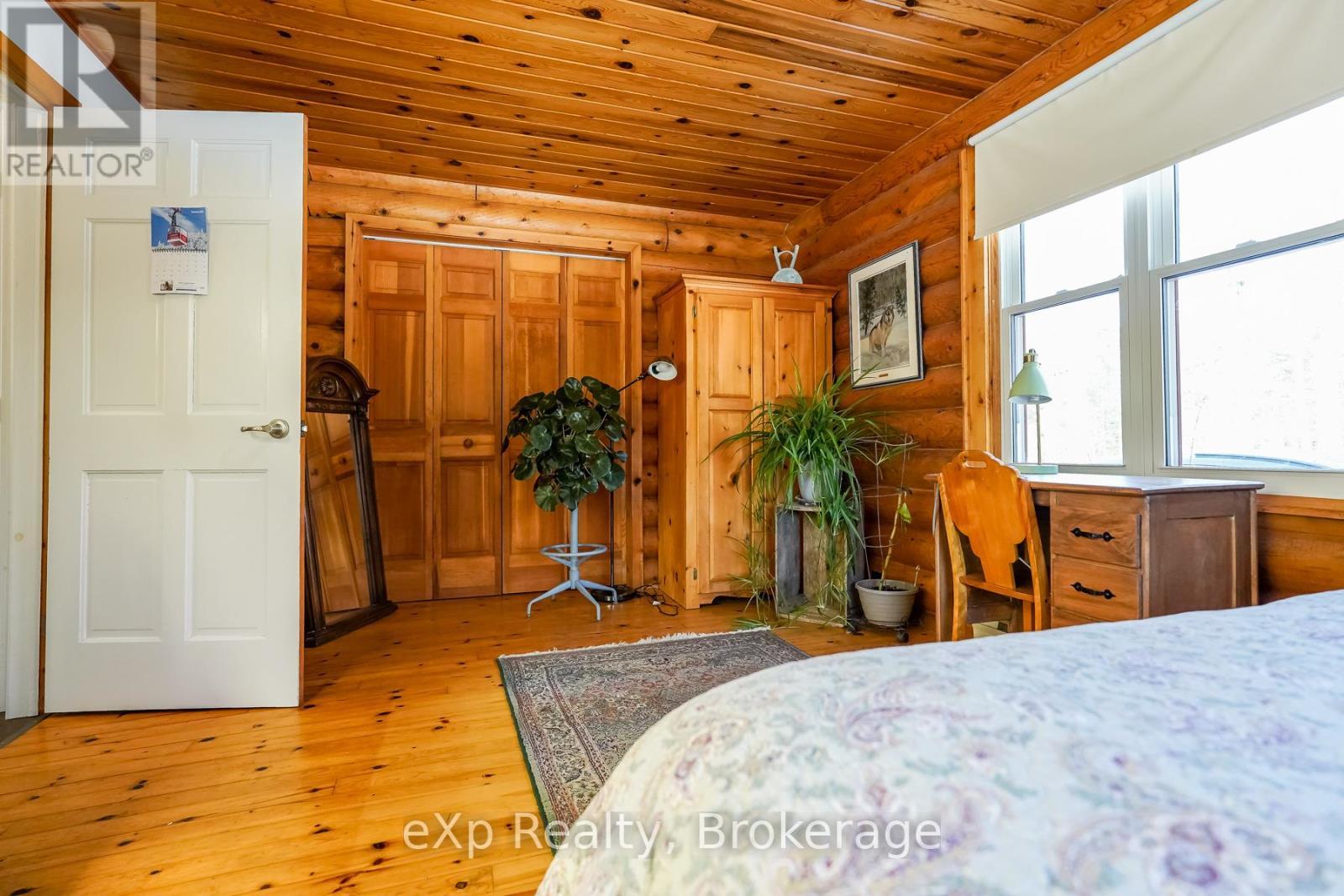1483 Highway 6, South Bruce Peninsula, ON - Indoor Photo Showing Other Room