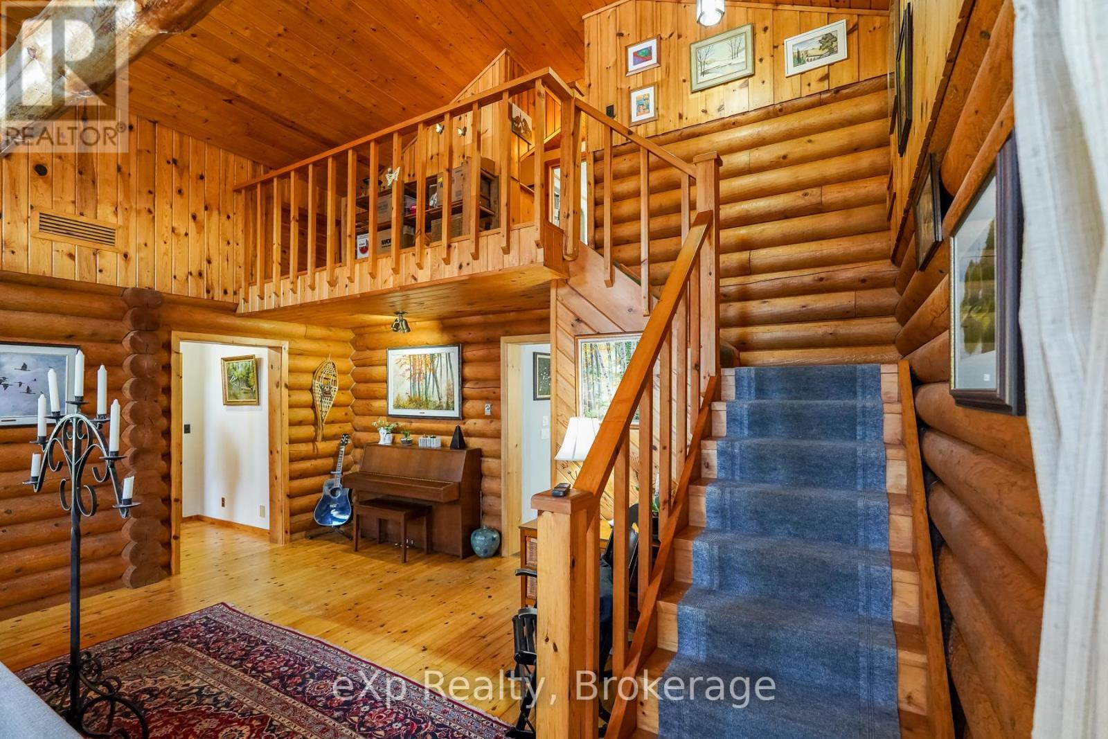 1483 Highway 6, South Bruce Peninsula, ON - Indoor Photo Showing Other Room