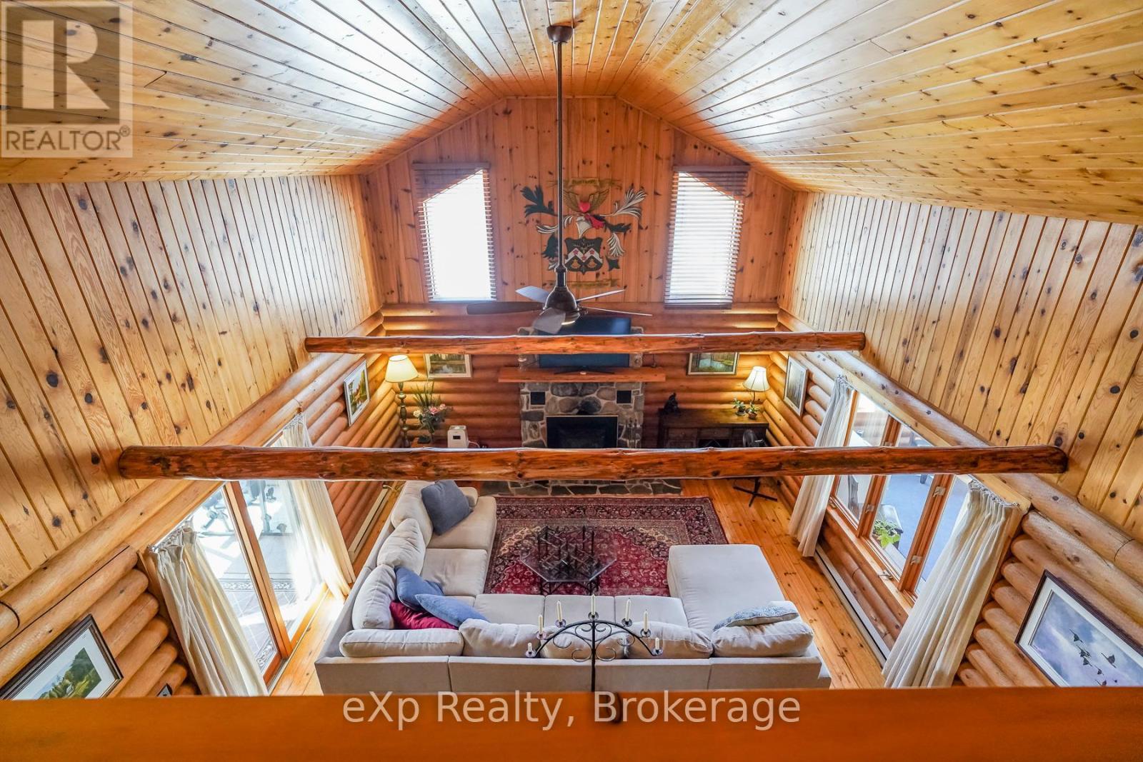 1483 Highway 6, South Bruce Peninsula, ON - Indoor Photo Showing Other Room