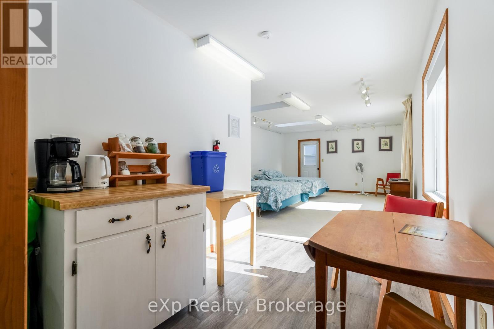 1483 Highway 6, South Bruce Peninsula, ON - Indoor