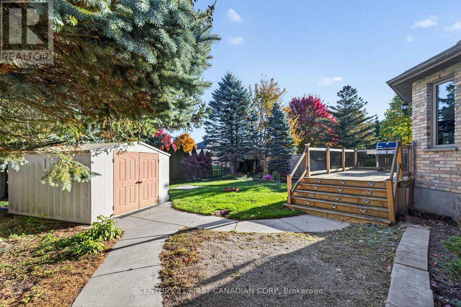 2616 Emerson Street, Strathroy-Caradoc (Mount Brydges), ON - Outdoor