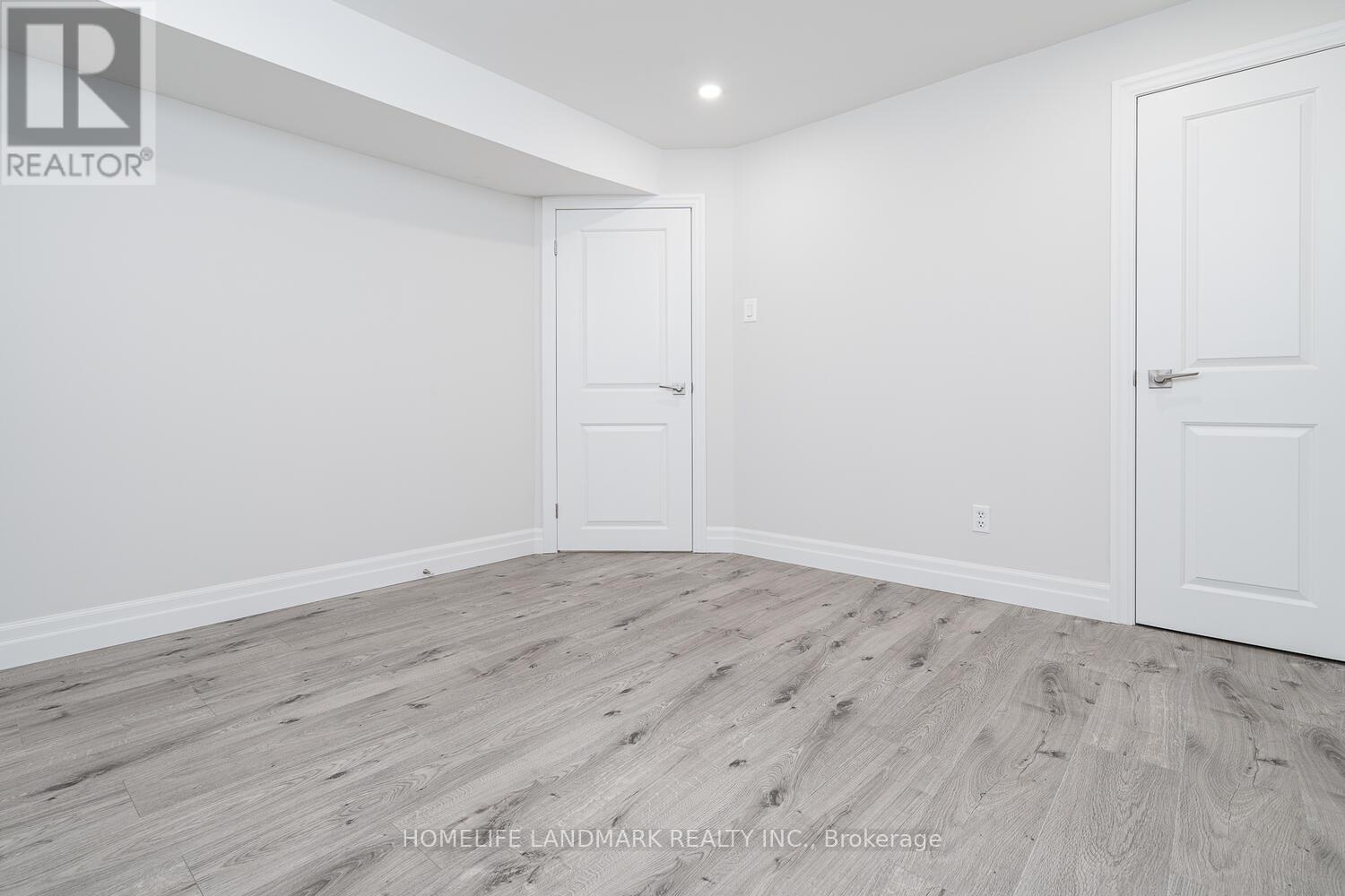 53 Heathview Avenue, Toronto, ON - Indoor Photo Showing Other Room
