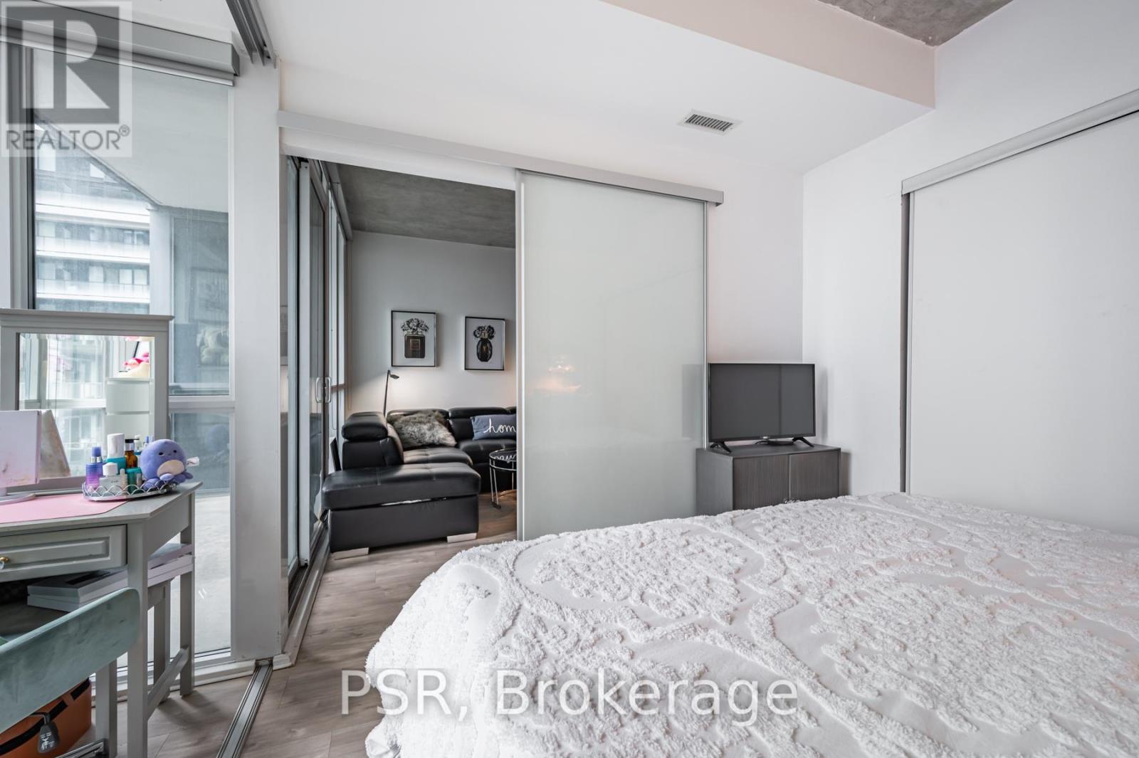 2101 - 88 Blue Jays Way, Toronto, ON - Indoor Photo Showing Bedroom