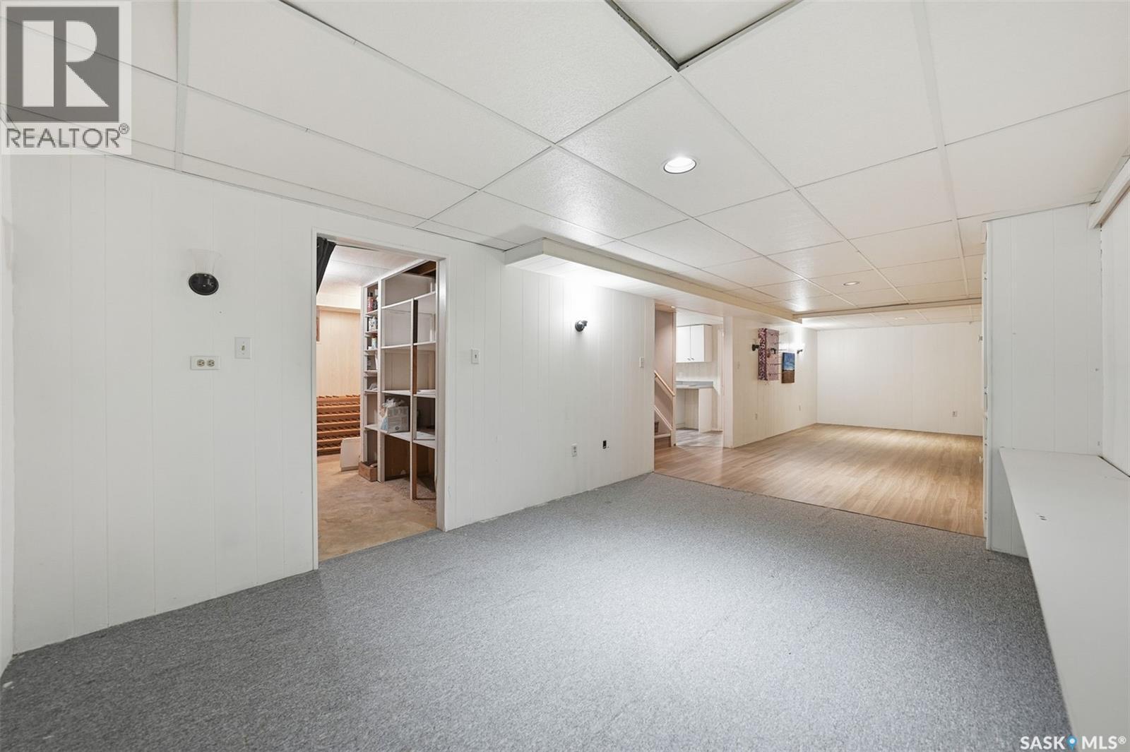 204 7Th Avenue W, Watrous, SK - Indoor