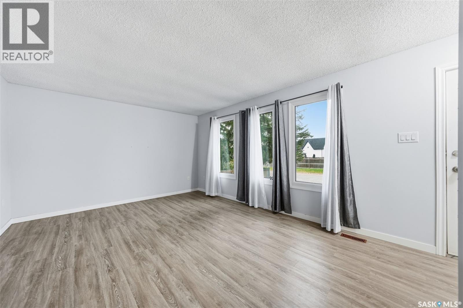 204 7Th Avenue W, Watrous, SK - Indoor Photo Showing Other Room