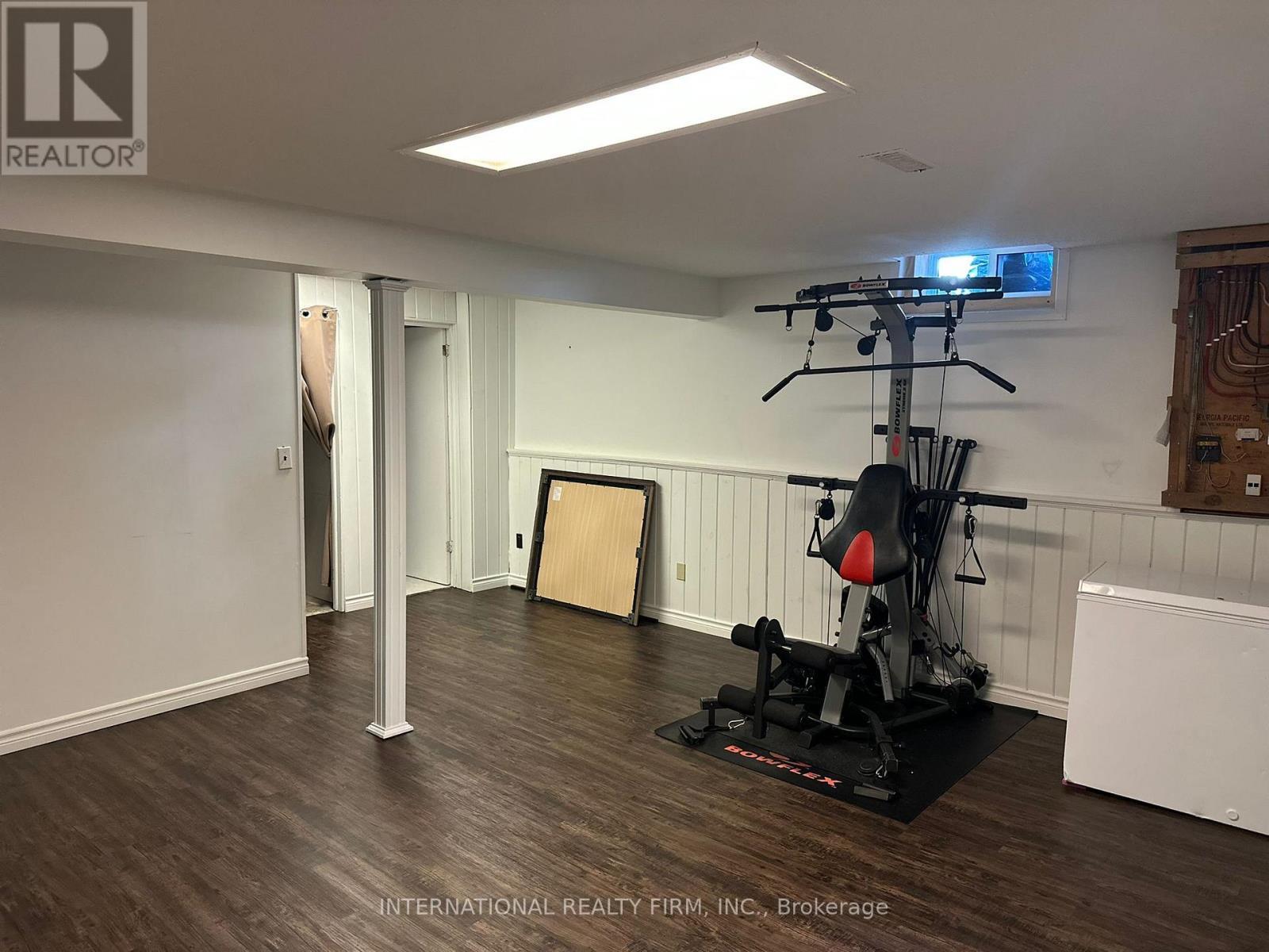 130 Sekura Crescent, Cambridge, ON - Indoor Photo Showing Gym Room