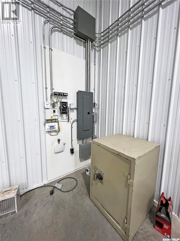 Hwy 2 East Service Road, Prince Albert Rm No. 461, SK