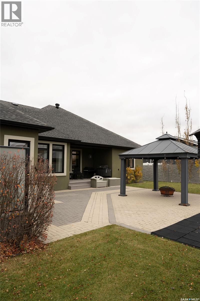 15 Broadway Street S, Redvers, SK - Outdoor