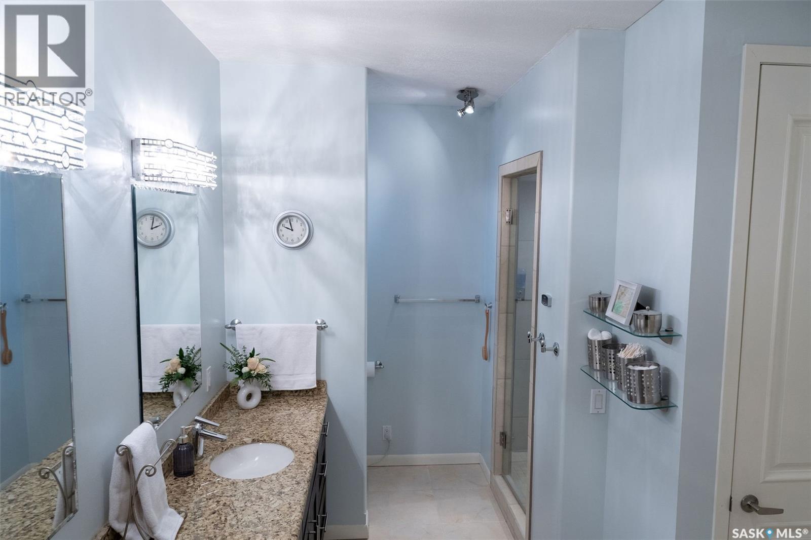 15 Broadway Street S, Redvers, SK - Indoor Photo Showing Bathroom