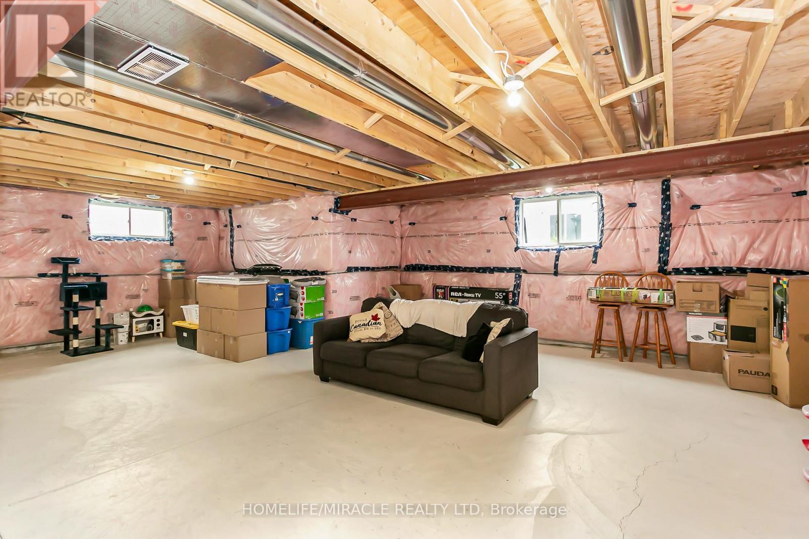 15 Tucker Street, Thorold, ON - Indoor Photo Showing Basement