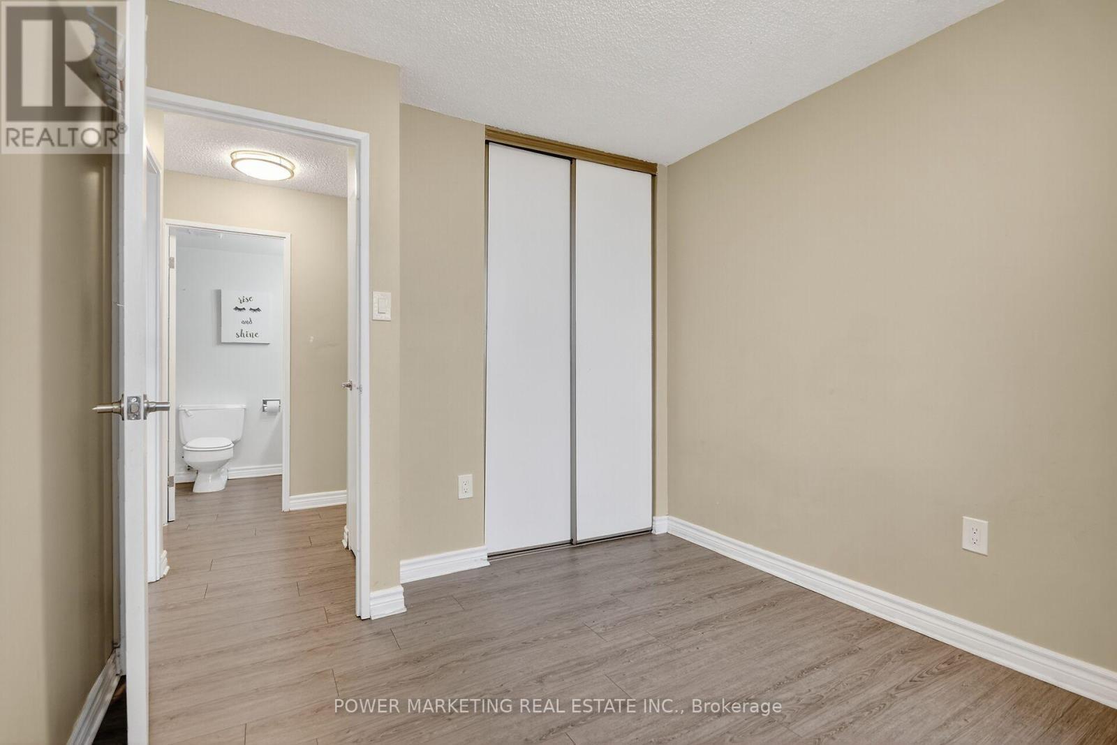 2806 - 500 Laurier Avenue W, Ottawa, ON - Indoor Photo Showing Other Room