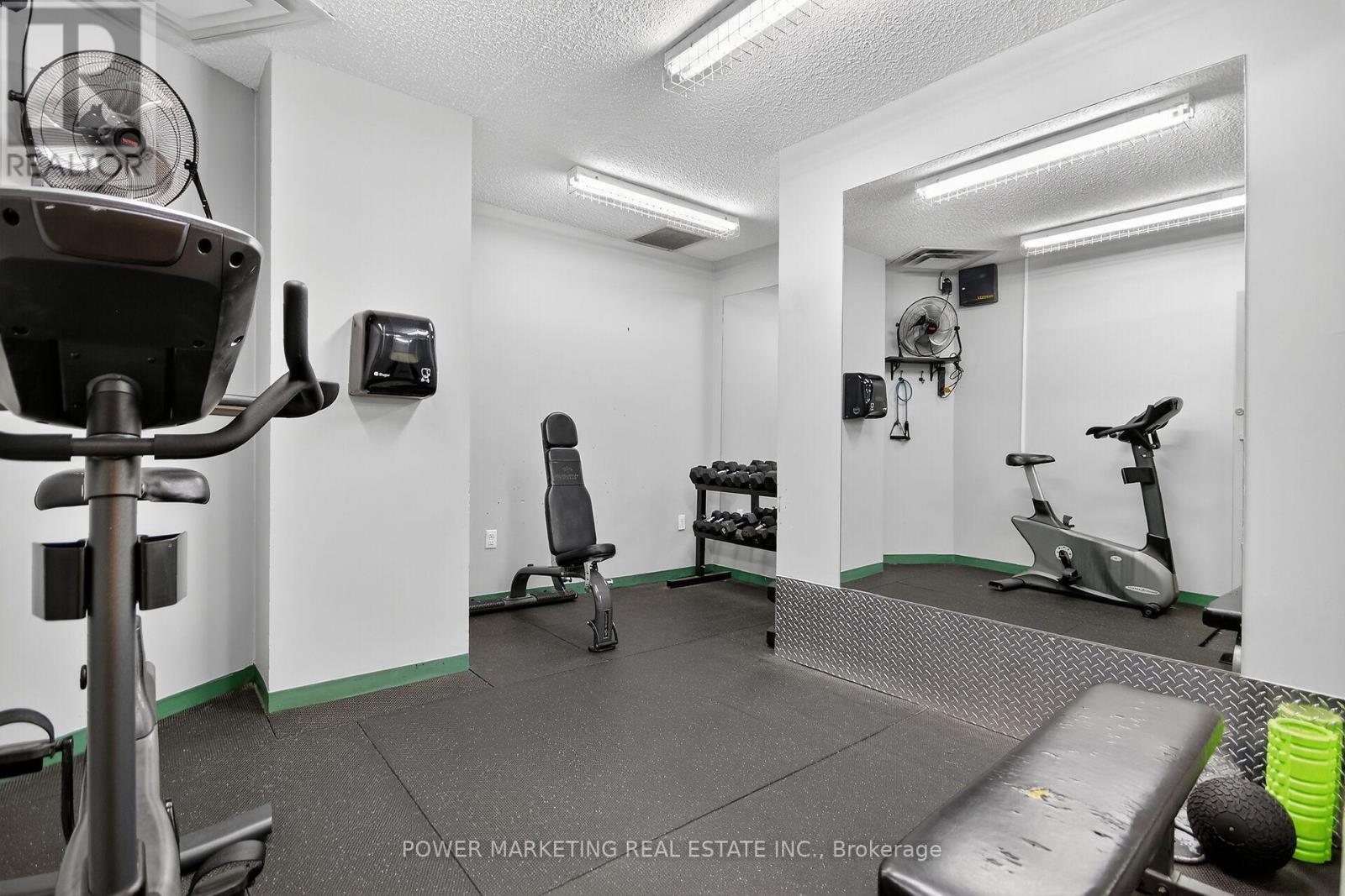 2806 - 500 Laurier Avenue W, Ottawa, ON - Indoor Photo Showing Gym Room