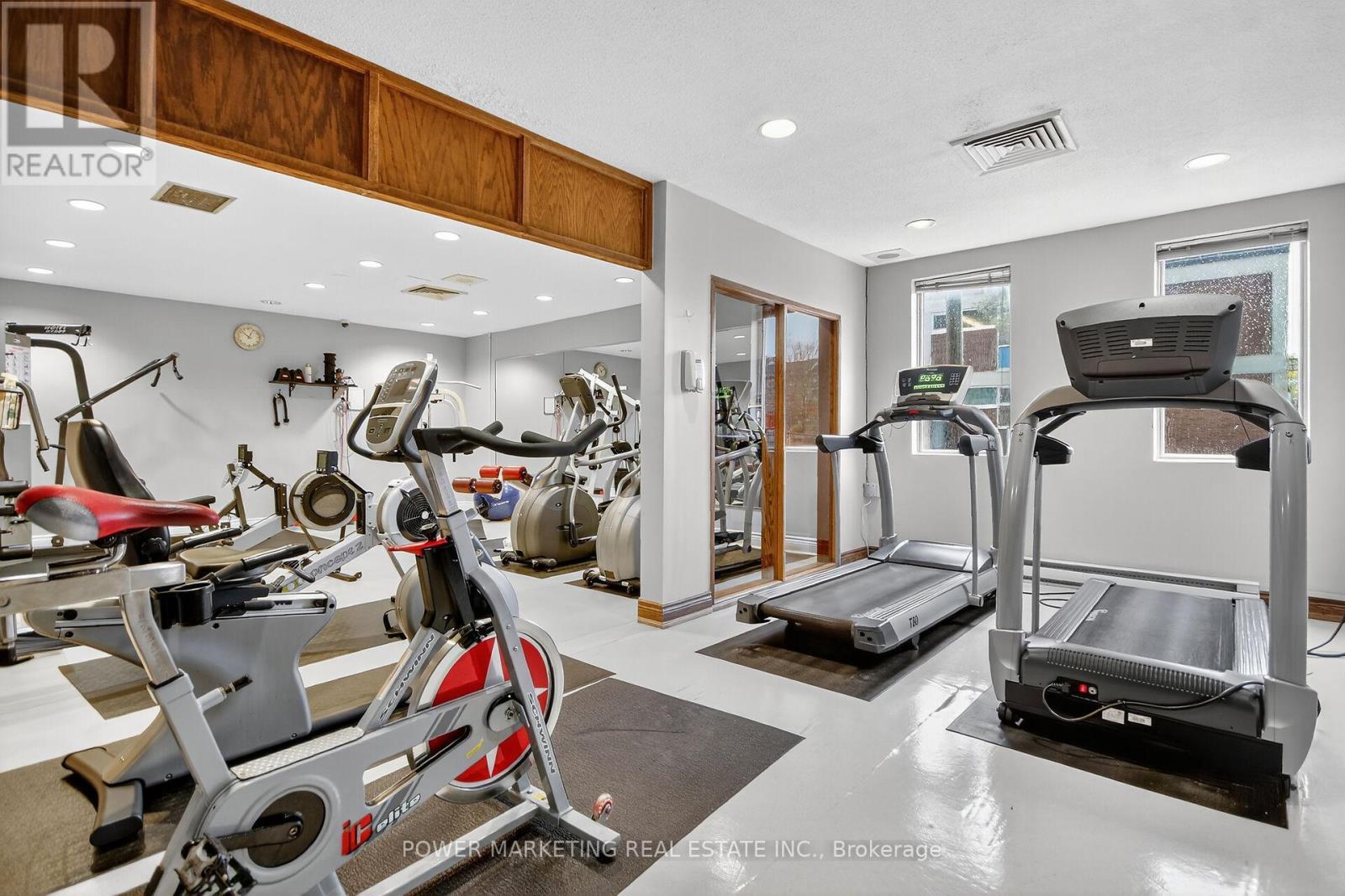 2806 - 500 Laurier Avenue W, Ottawa, ON - Indoor Photo Showing Gym Room