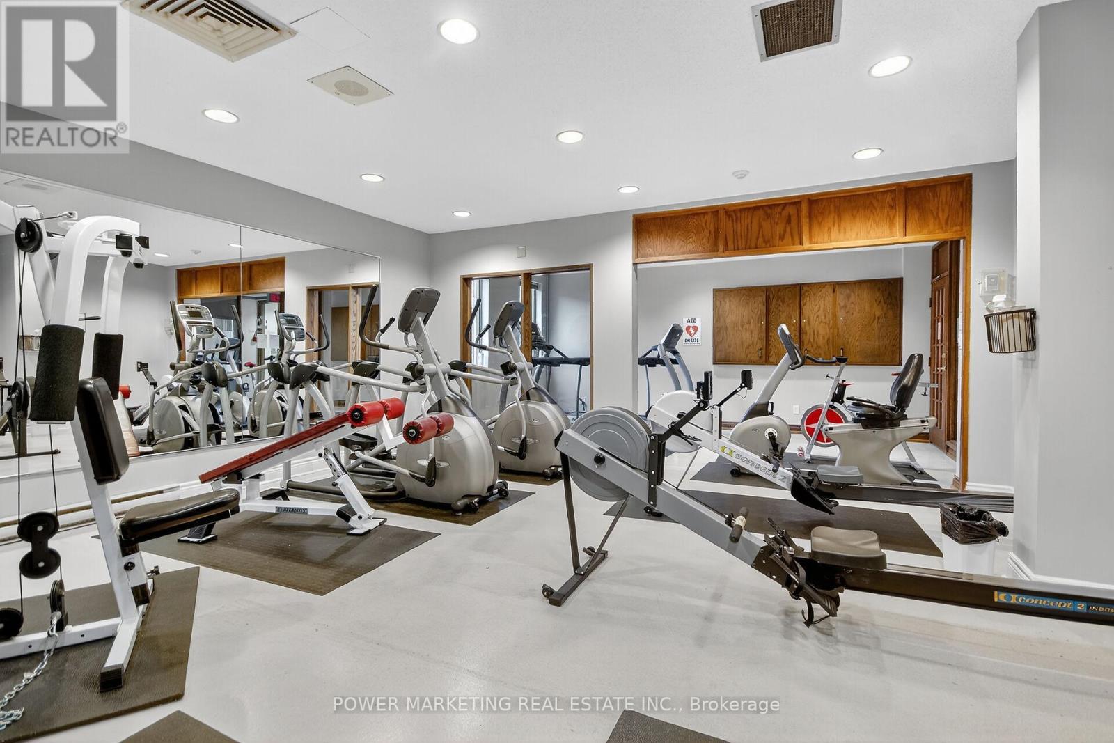 2806 - 500 Laurier Avenue W, Ottawa, ON - Indoor Photo Showing Gym Room