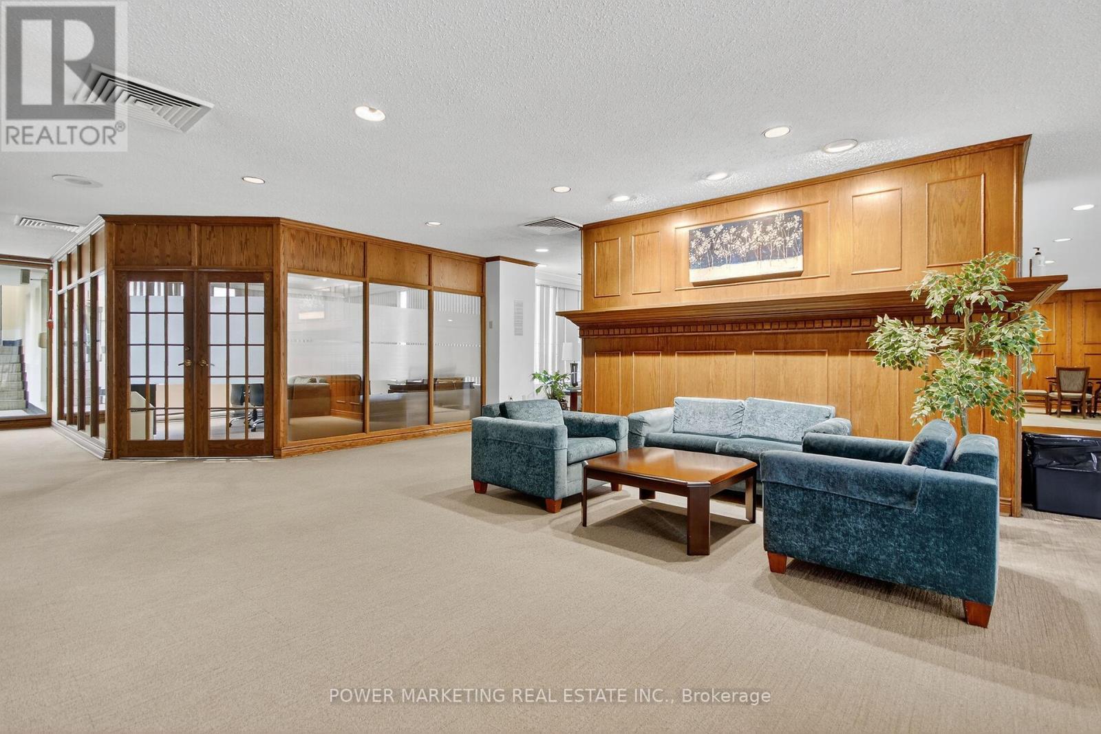 2806 - 500 Laurier Avenue W, Ottawa, ON - Indoor