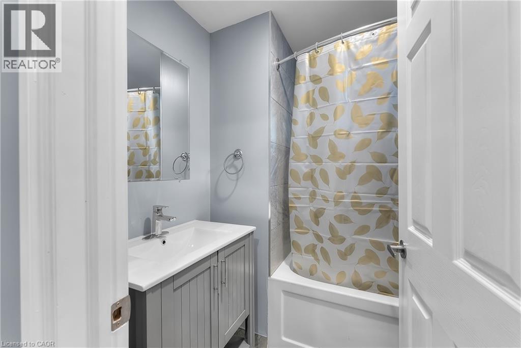 79 Severino Circle Unit# 50, West Lincoln, ON - Indoor Photo Showing Bathroom