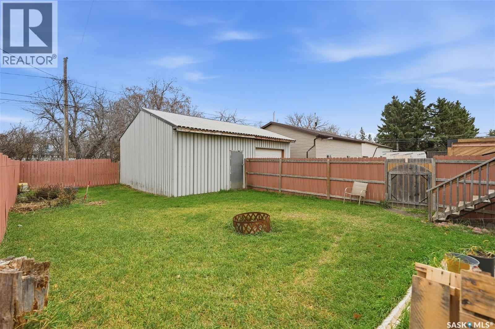 455 Andrew Street, Asquith, SK - Outdoor With Backyard