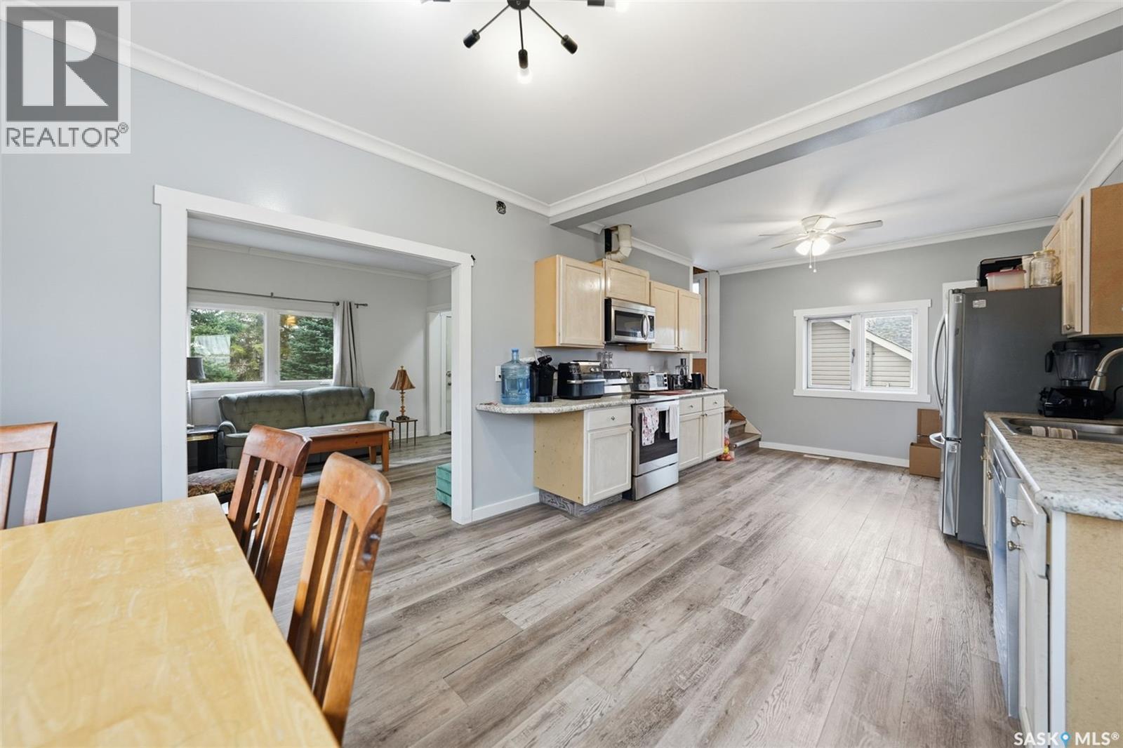 455 Andrew Street, Asquith, SK - Indoor