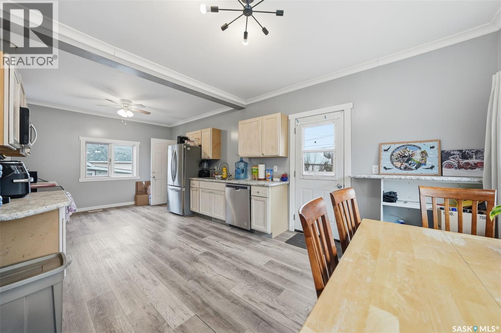 455 Andrew Street, Asquith, SK - Indoor