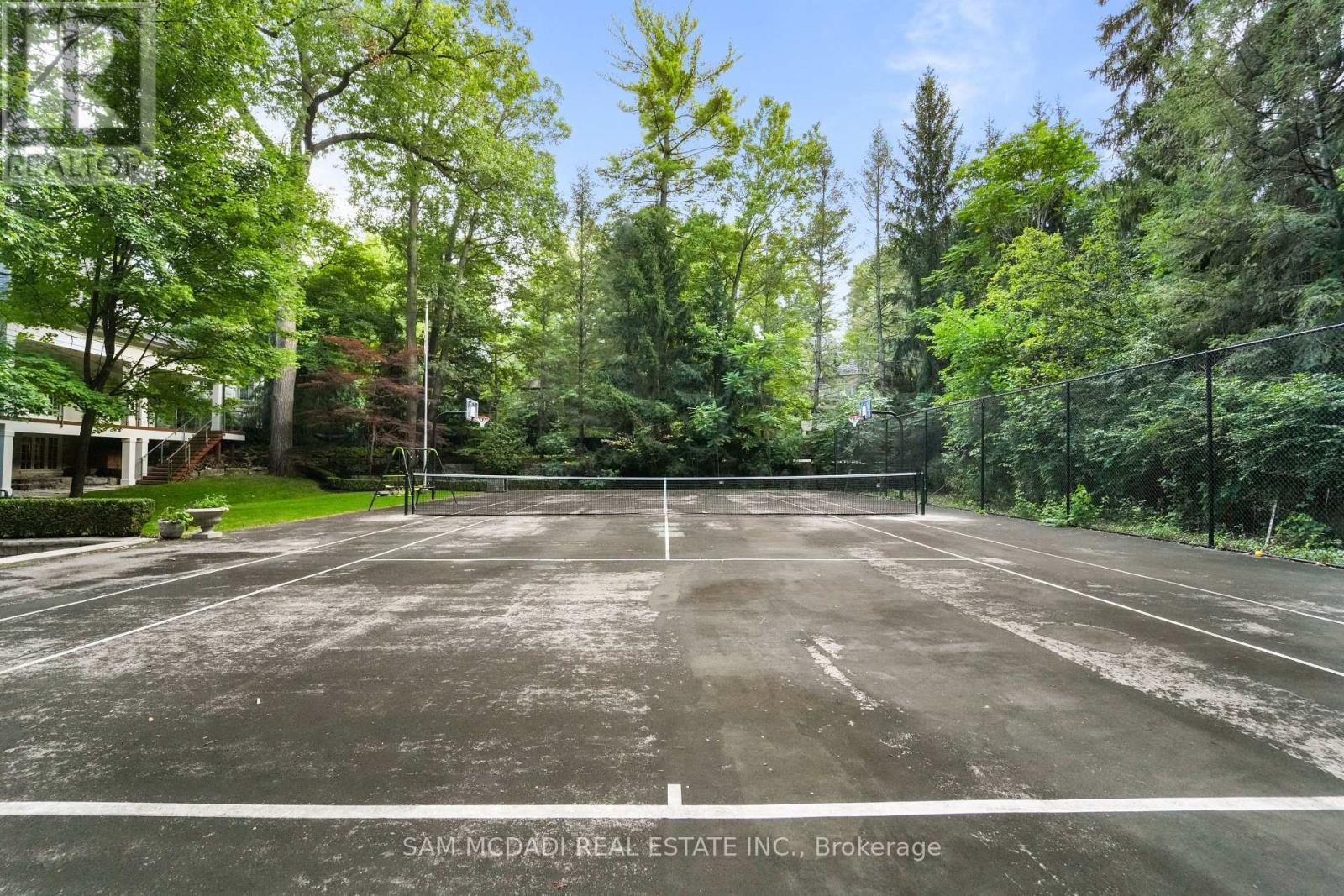 2035 Heartwood Court, Mississauga, ON
