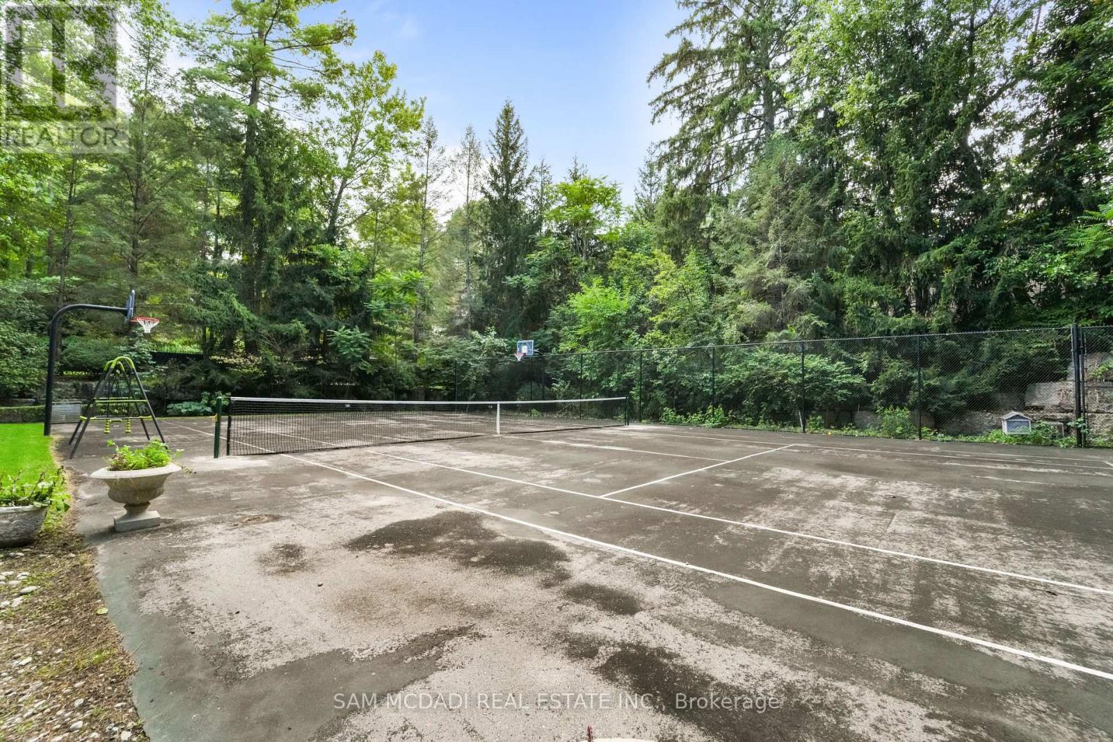 2035 Heartwood Court, Mississauga, ON