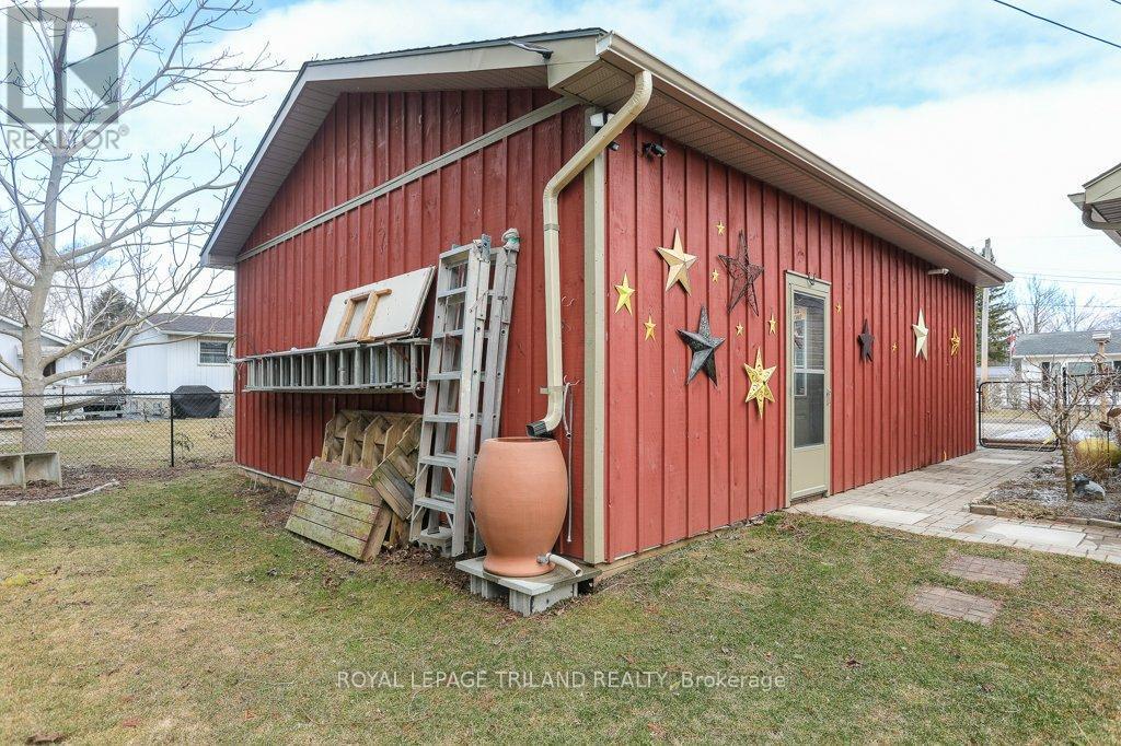 4 Grace Court, Bayham (Port Burwell), ON - Outdoor With Exterior