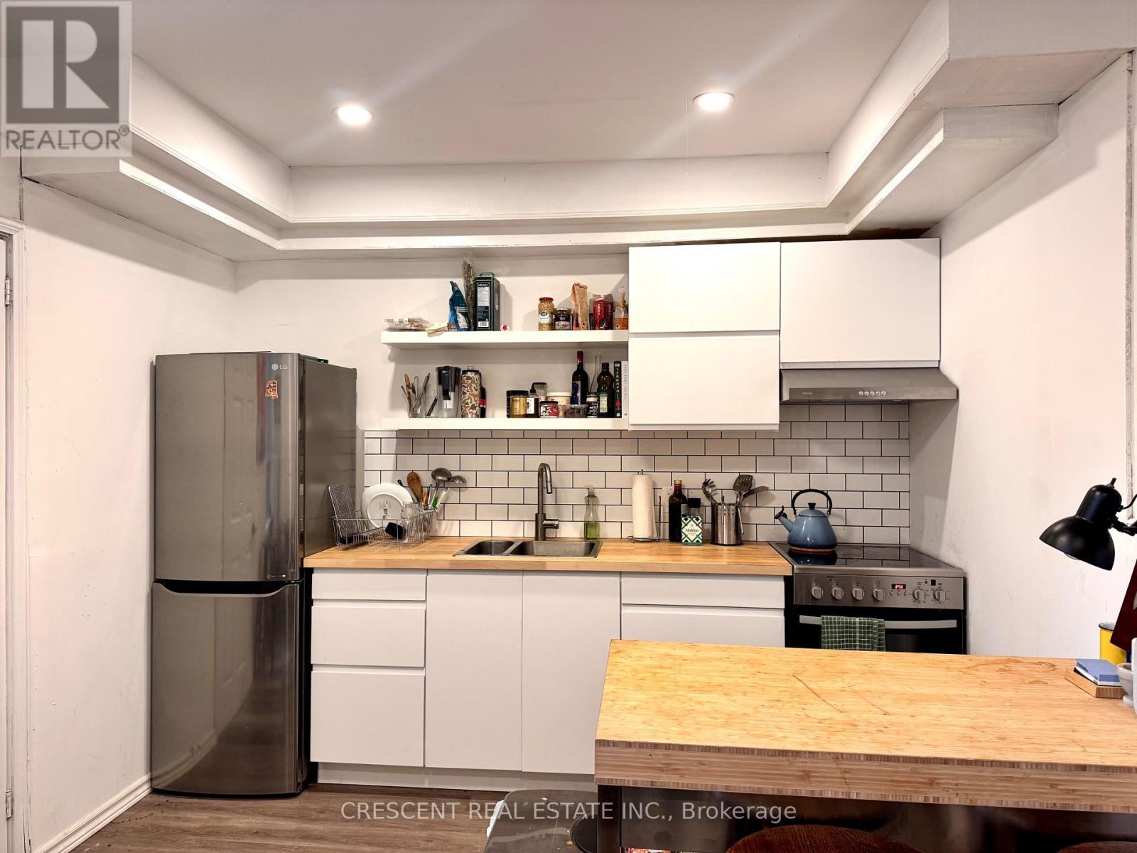 Main - 1057 Davenport Road, Toronto, ON - Indoor Photo Showing Kitchen With Double Sink