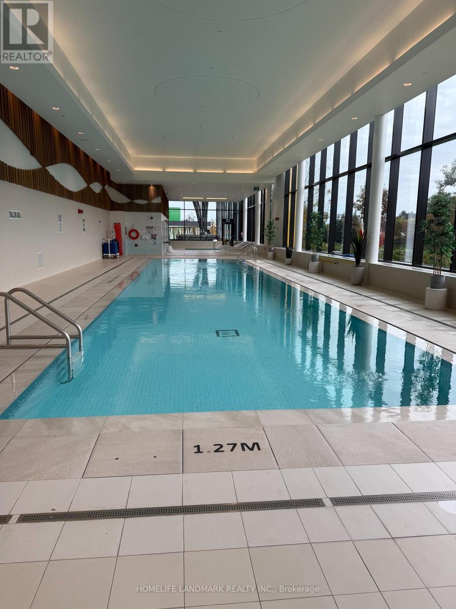 1015 - 95 Mcmahon Drive, Toronto, ON - Indoor Photo Showing Other Room With In Ground Pool