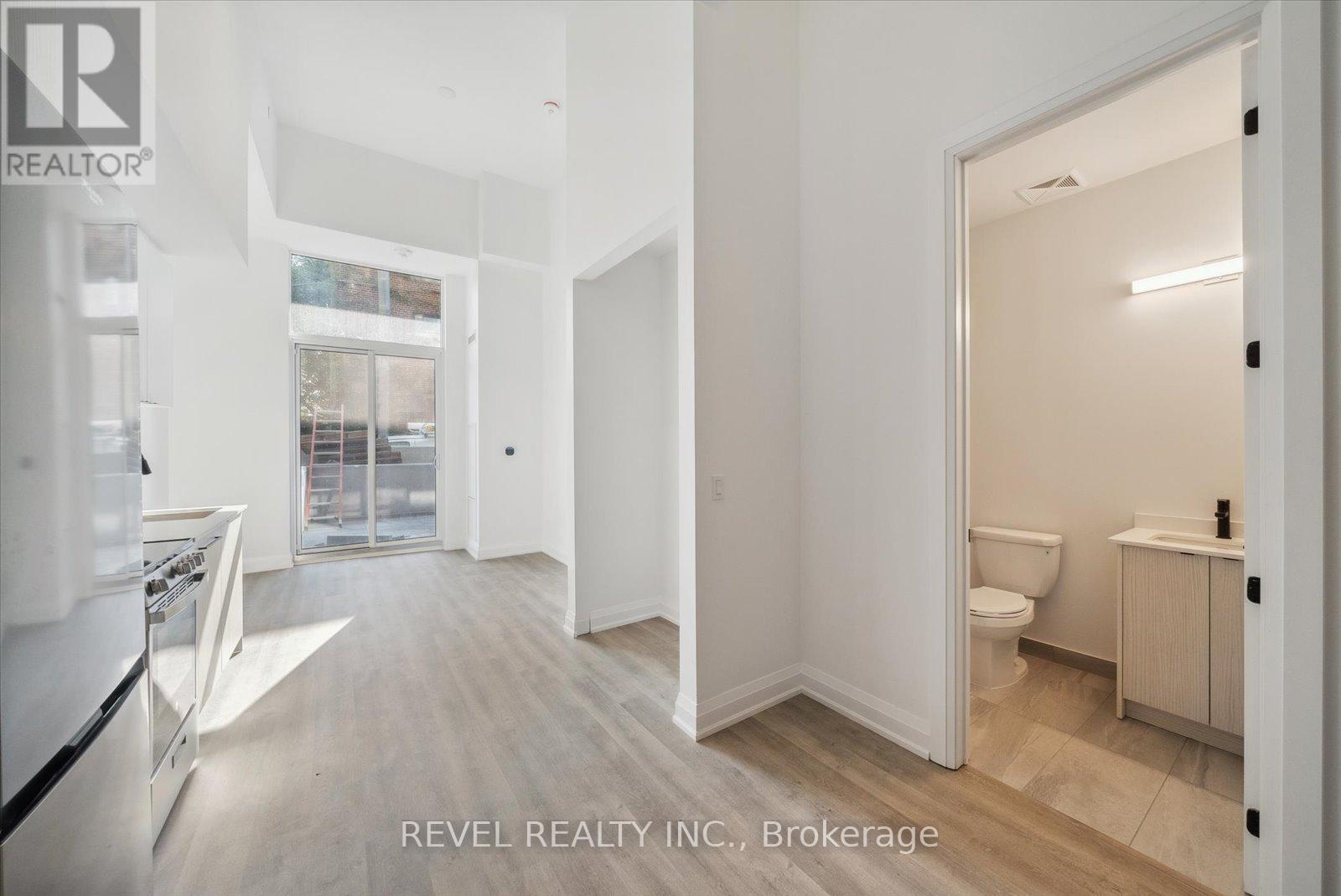 102 - 2369 Danforth Avenue, Toronto, ON - Indoor