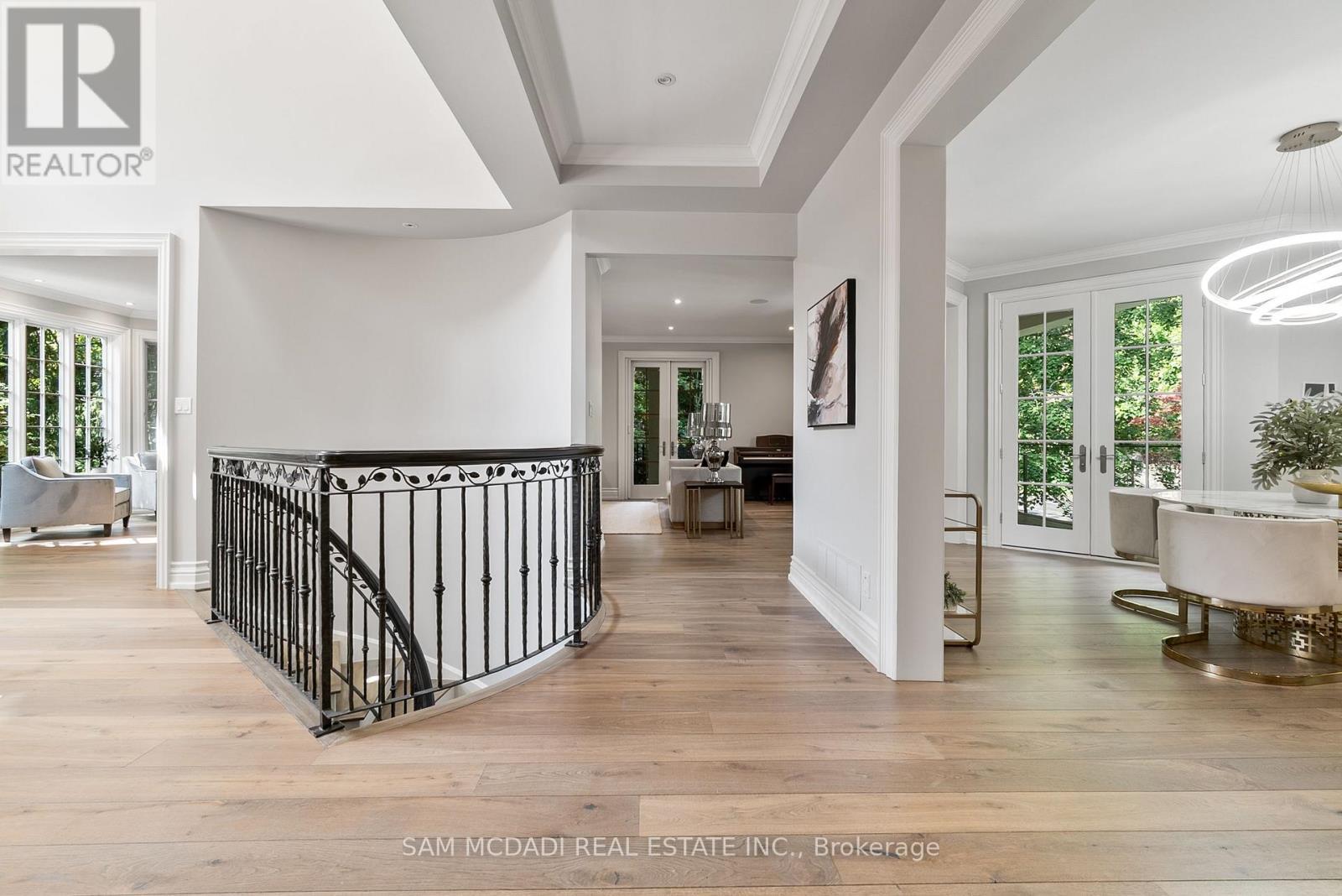 2025 Heartwood Court, Mississauga, ON - Indoor Photo Showing Other Room