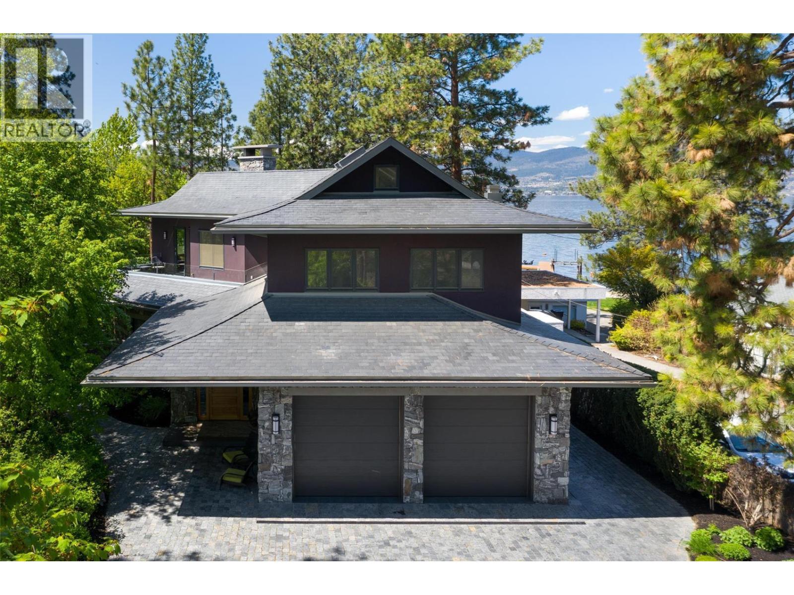 5308 Lakeshore Road, Kelowna, BC - Outdoor