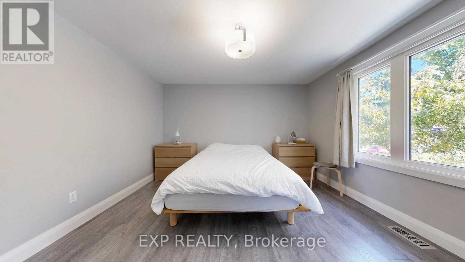 476 Aleah Crescent, Georgina, ON - Indoor Photo Showing Bedroom