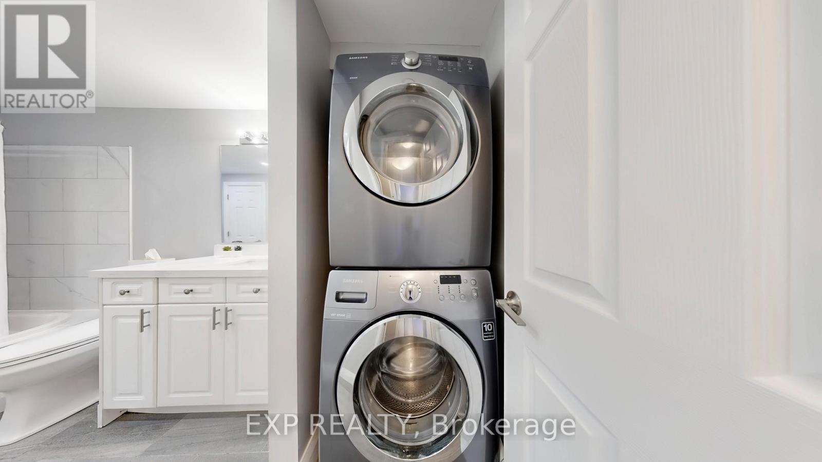 476 Aleah Crescent, Georgina, ON - Indoor Photo Showing Laundry Room